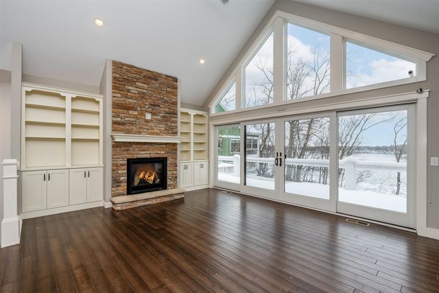 11087 Lake Shore Drive, Berrien Springs, MI 49103