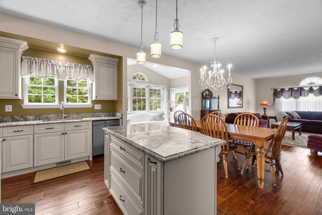 2615 SUSANANN DR, Manchester, MD 21102