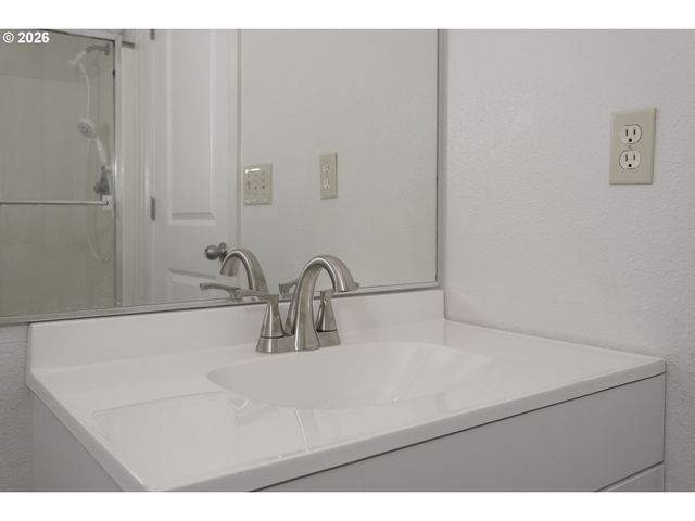 522 Se 157TH Ave 13, Vancouver, WA 98684