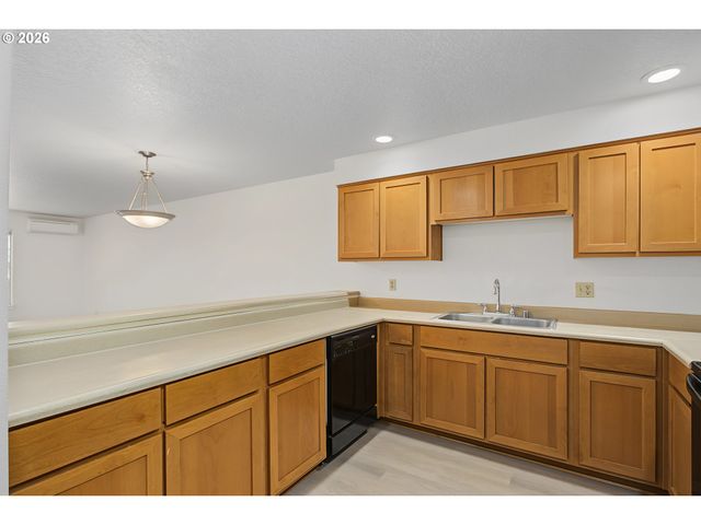 522 Se 157TH Ave 13, Vancouver, WA 98684