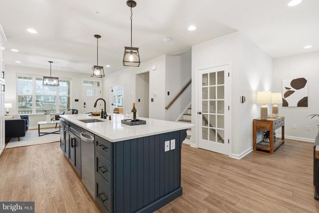 100 LOTUS LN, Malvern, PA 19355