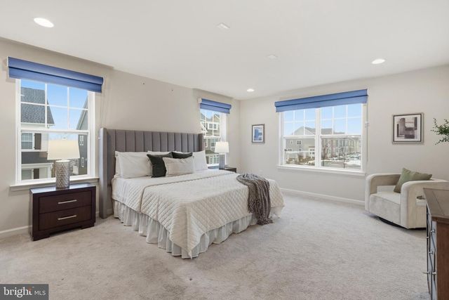 100 LOTUS LN, Malvern, PA 19355