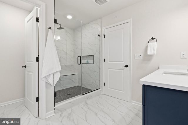 100 LOTUS LN, Malvern, PA 19355