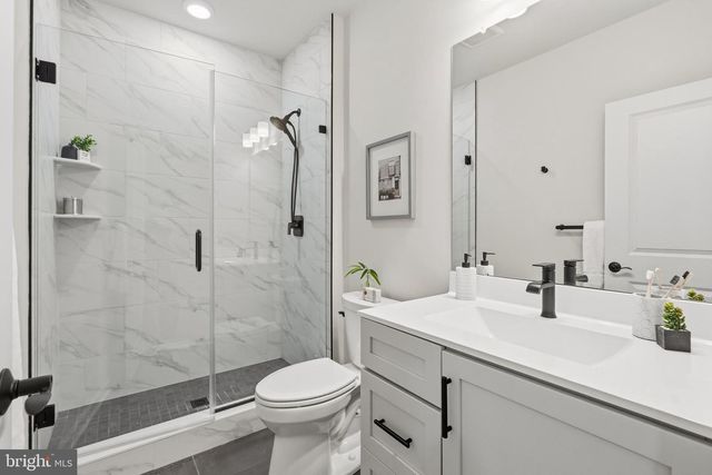 100 LOTUS LN, Malvern, PA 19355