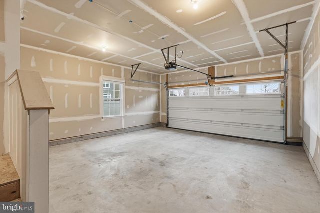 100 LOTUS LN, Malvern, PA 19355