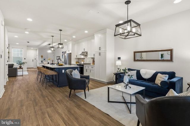 100 LOTUS LN, Malvern, PA 19355