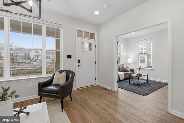 100 LOTUS LN, Malvern, PA 19355