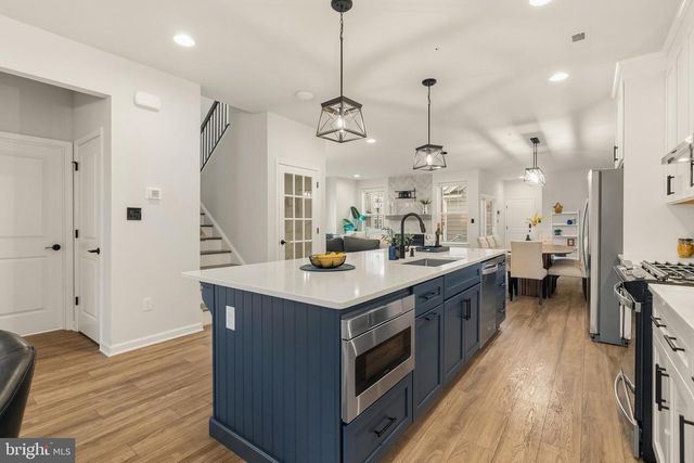 100 LOTUS LN, Malvern, PA 19355