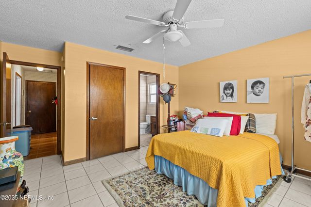 13049 LOBLOLLY Lane N, Jacksonville, FL 32246