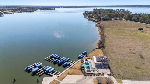 12562 St Louis Court, Willis, TX 77318