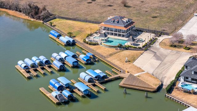 12562 St Louis Court, Willis, TX 77318