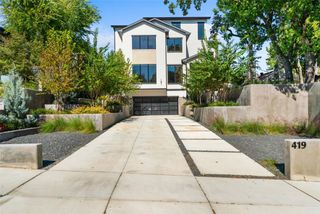 419 W Colorado Boulevard, Dallas, TX 75208