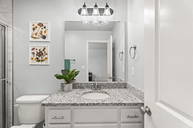 9131 Oak Tree Circle, Edmond, OK 73025