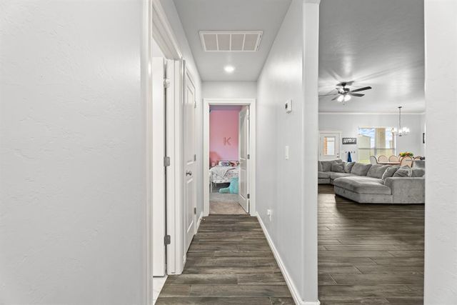 9131 Oak Tree Circle, Edmond, OK 73025