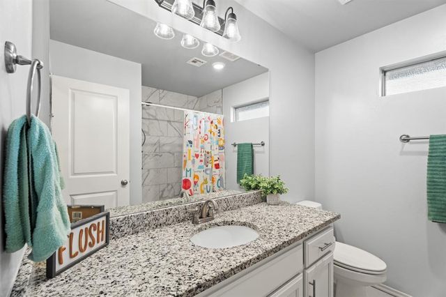 9131 Oak Tree Circle, Edmond, OK 73025