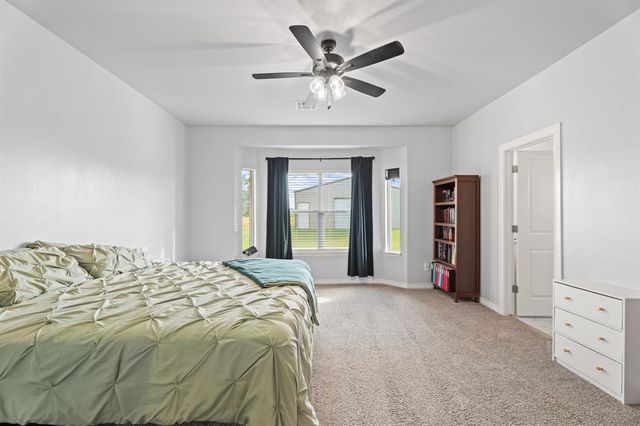 9131 Oak Tree Circle, Edmond, OK 73025