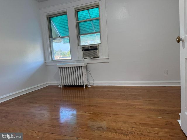 444 TIMBERLAKE RD, Upper Darby, PA 19082
