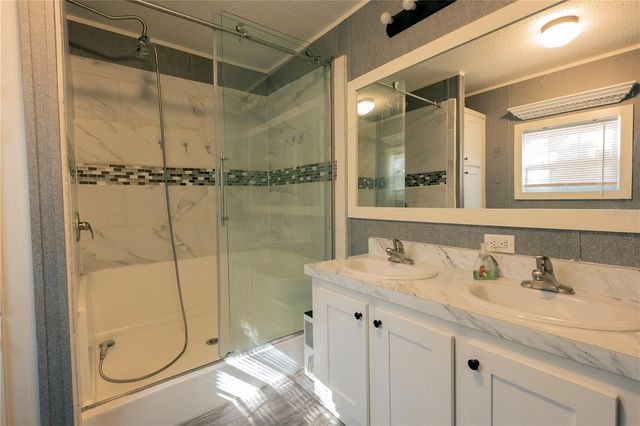 2231 SE STATE ROAD 121, Morriston, FL 32668