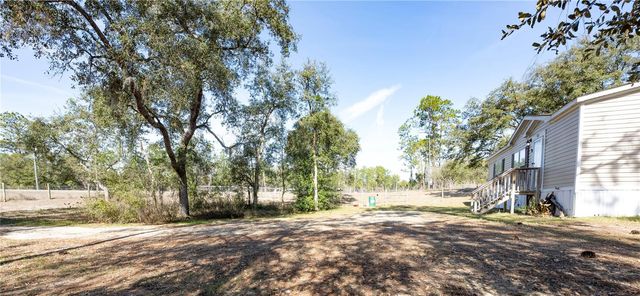 2231 SE STATE ROAD 121, Morriston, FL 32668