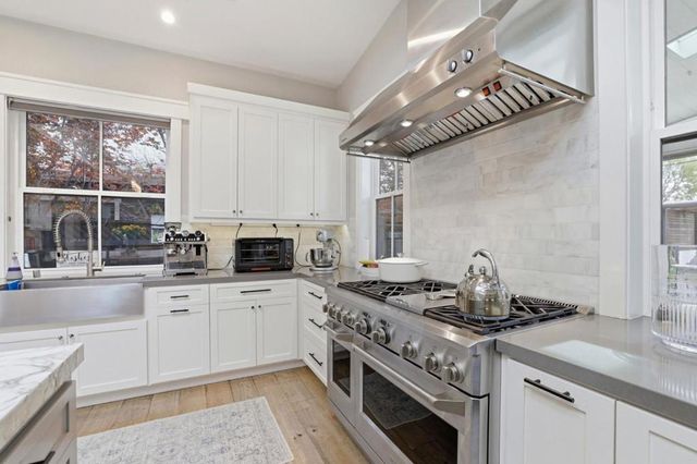 1542 Edgewood Way, San Jose, CA 95125