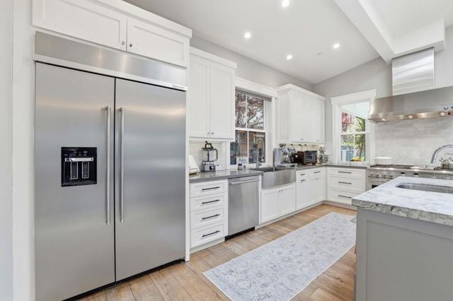 1542 Edgewood Way, San Jose, CA 95125