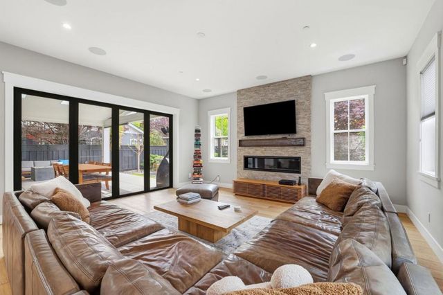 1542 Edgewood Way, San Jose, CA 95125