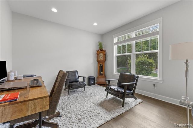 1930 Thorncrest Court, Commerce Twp, MI 48382