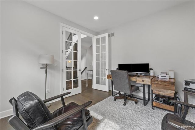 1930 Thorncrest Court, Commerce Twp, MI 48382