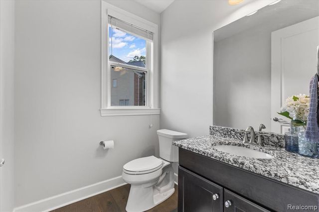 1930 Thorncrest Court, Commerce Twp, MI 48382