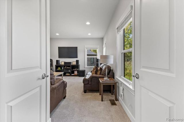 1930 Thorncrest Court, Commerce Twp, MI 48382