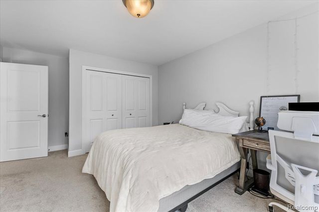 1930 Thorncrest Court, Commerce Twp, MI 48382