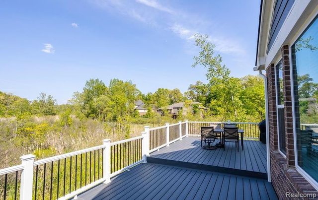 1930 Thorncrest Court, Commerce Twp, MI 48382