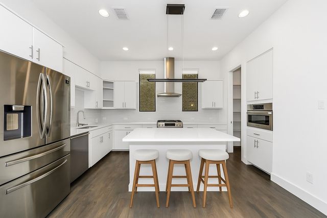 1961 Dowgate Court, Dallas, TX 75204