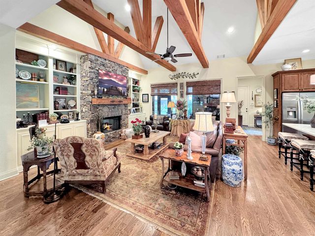 4637 MAPLE GLEN CT, Lakeland, TN 38002