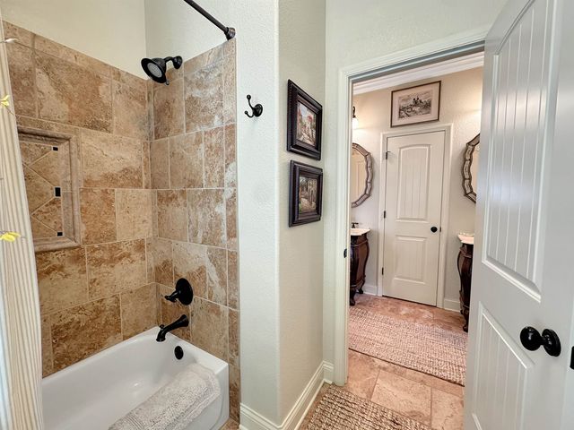 4637 MAPLE GLEN CT, Lakeland, TN 38002