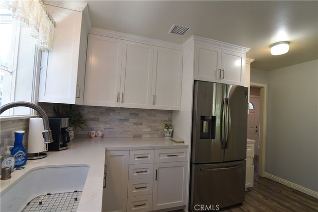 6242 Kenwater, Los Angeles, CA 91367