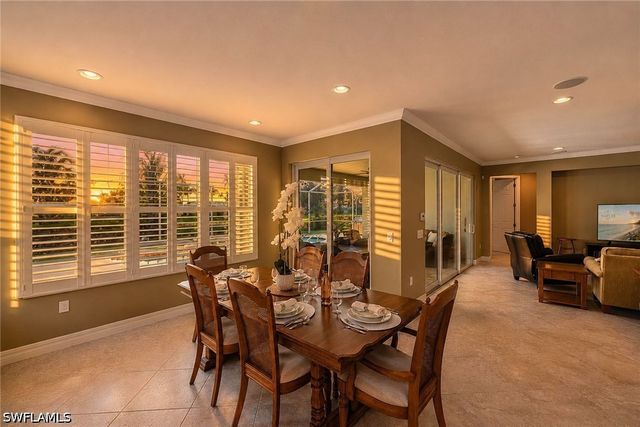 8562 Veronawalk CIR, Naples, FL 34114