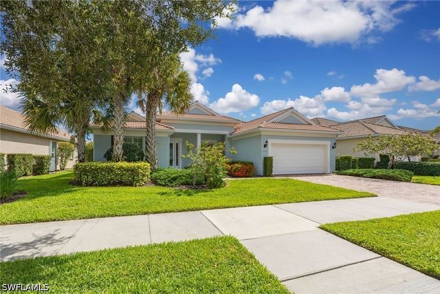 8562 Veronawalk CIR, Naples, FL 34114