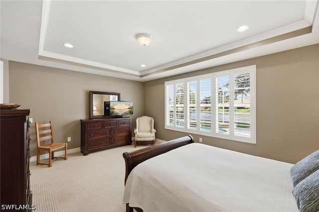 8562 Veronawalk CIR, Naples, FL 34114