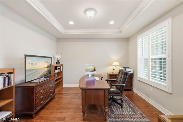 8562 Veronawalk CIR, Naples, FL 34114