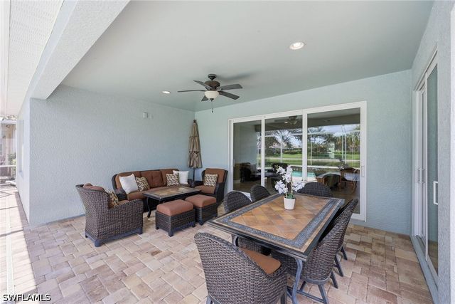 8562 Veronawalk CIR, Naples, FL 34114