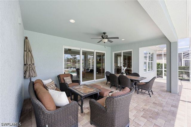 8562 Veronawalk CIR, Naples, FL 34114