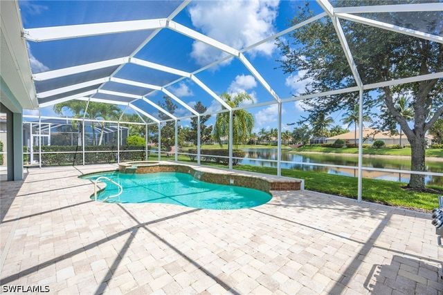 8562 Veronawalk CIR, Naples, FL 34114