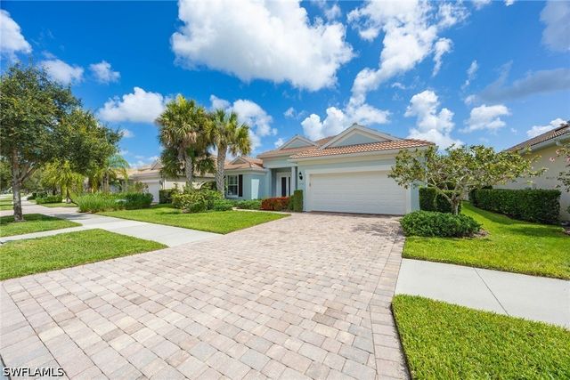 8562 Veronawalk CIR, Naples, FL 34114