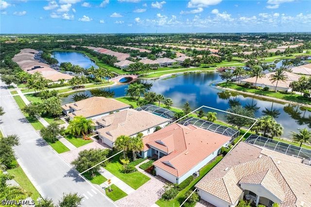 8562 Veronawalk CIR, Naples, FL 34114