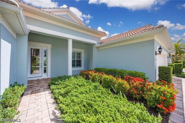 8562 Veronawalk CIR, Naples, FL 34114