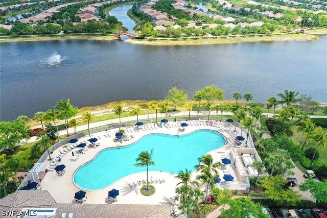 8562 Veronawalk CIR, Naples, FL 34114