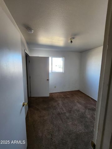 3521 W BUTLER Drive, Phoenix, AZ 85051