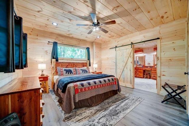 108 Crabapple Lane, Mineral Bluff, GA 30559