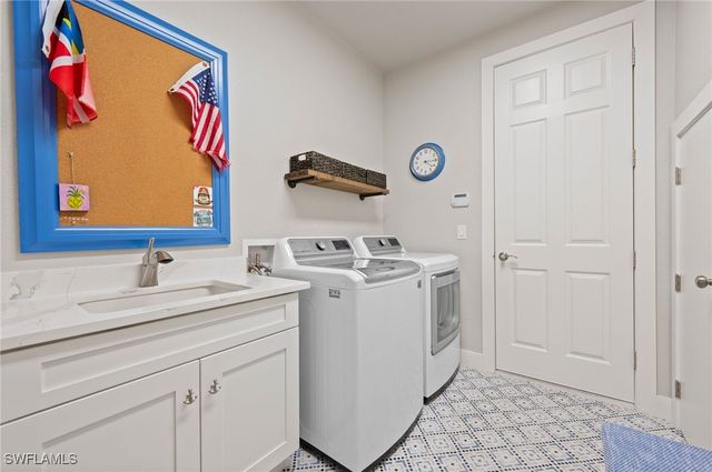 5506 SW 11th AVE, Cape Coral, FL 33914